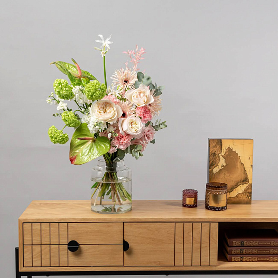 Flower Subscription M (4 bouquets for 4 weeks)