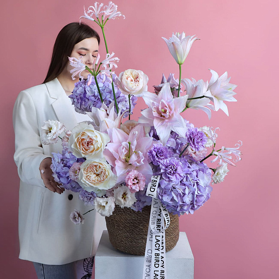 “Lily Scent” Flower Basket