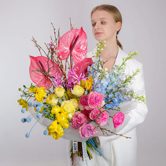 “Butterfly Flight” Signature Bouquet