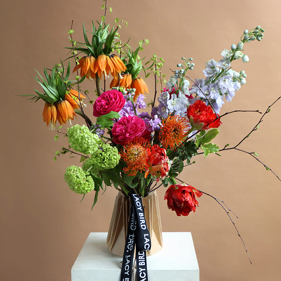 “Hummingbird's Wingbeat” Signature Bouquet
